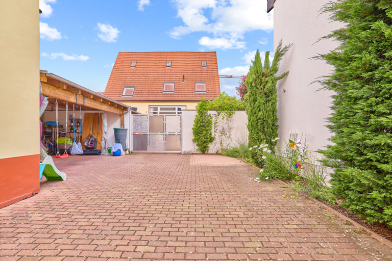 Separates Hoftor zum Hinterhaus