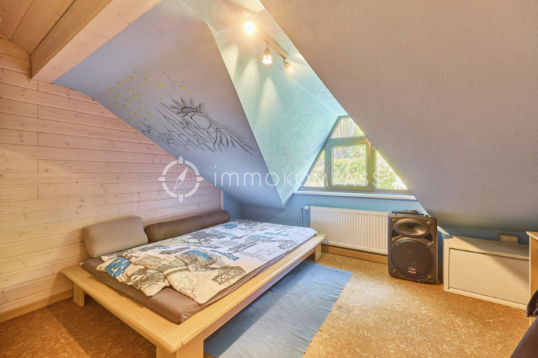Schlafzimmer DG
